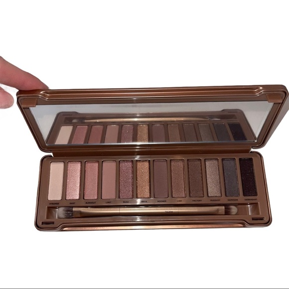 URBAN DECAY Naked3 12 Color Eyeshadow Palette with Double-Sided Brush NWT - Picture 6 of 6